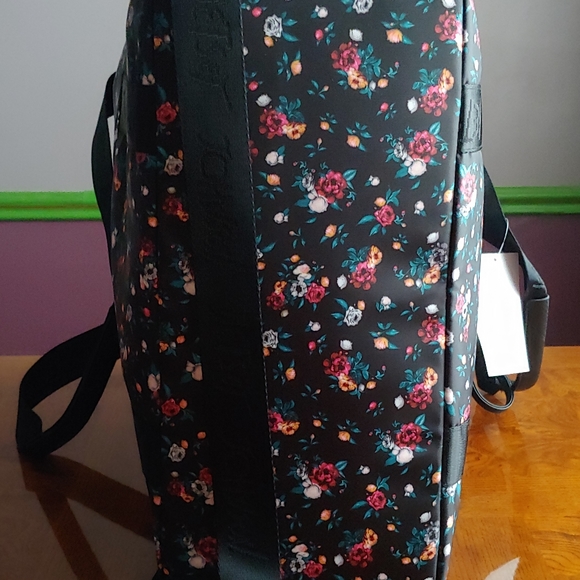 Betsey Johnson Large Nylon Weekender Black - Picture 5 of 11